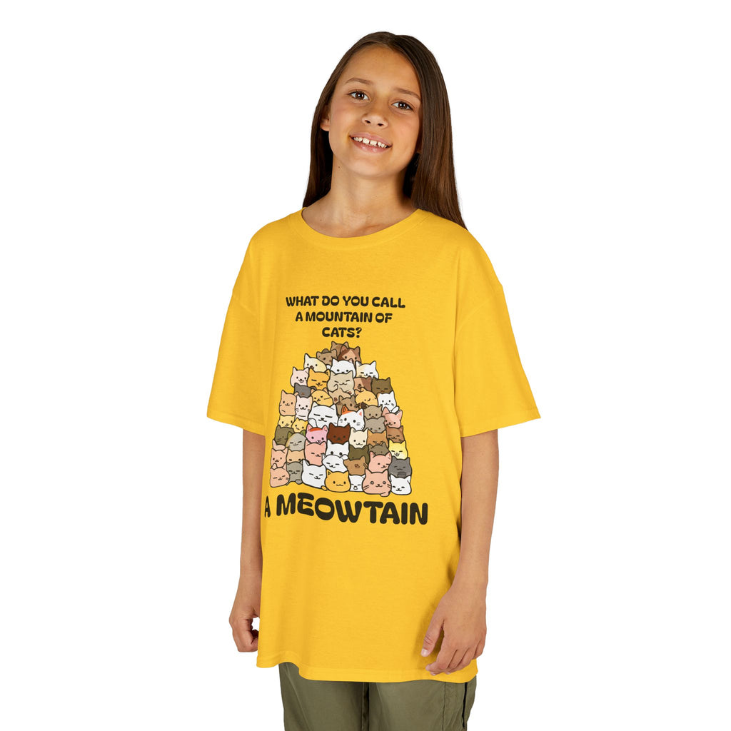 A Meowtain! Funny Cat Pile T-Shirt for Kids – Cute Unisex Graphic Tee