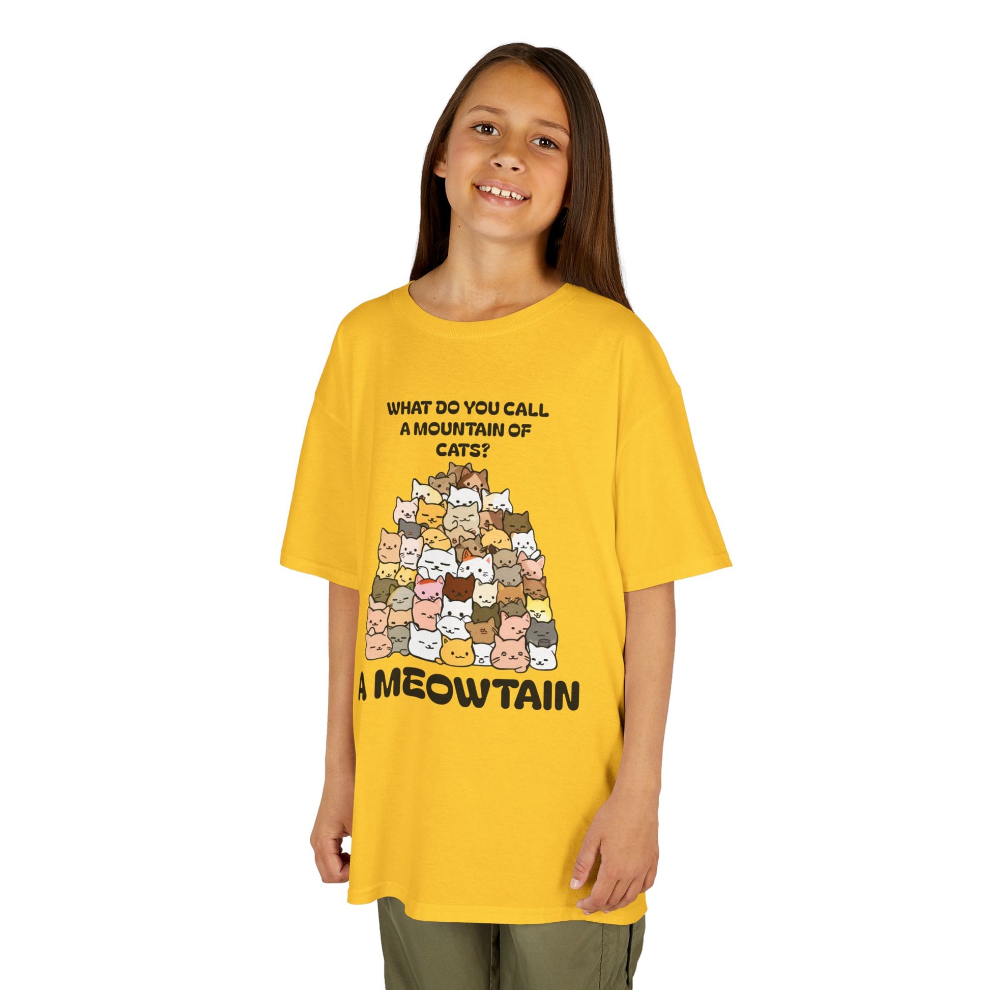 A Meowtain! Funny Cat Pile T-Shirt for Kids – Cute Unisex Graphic Tee