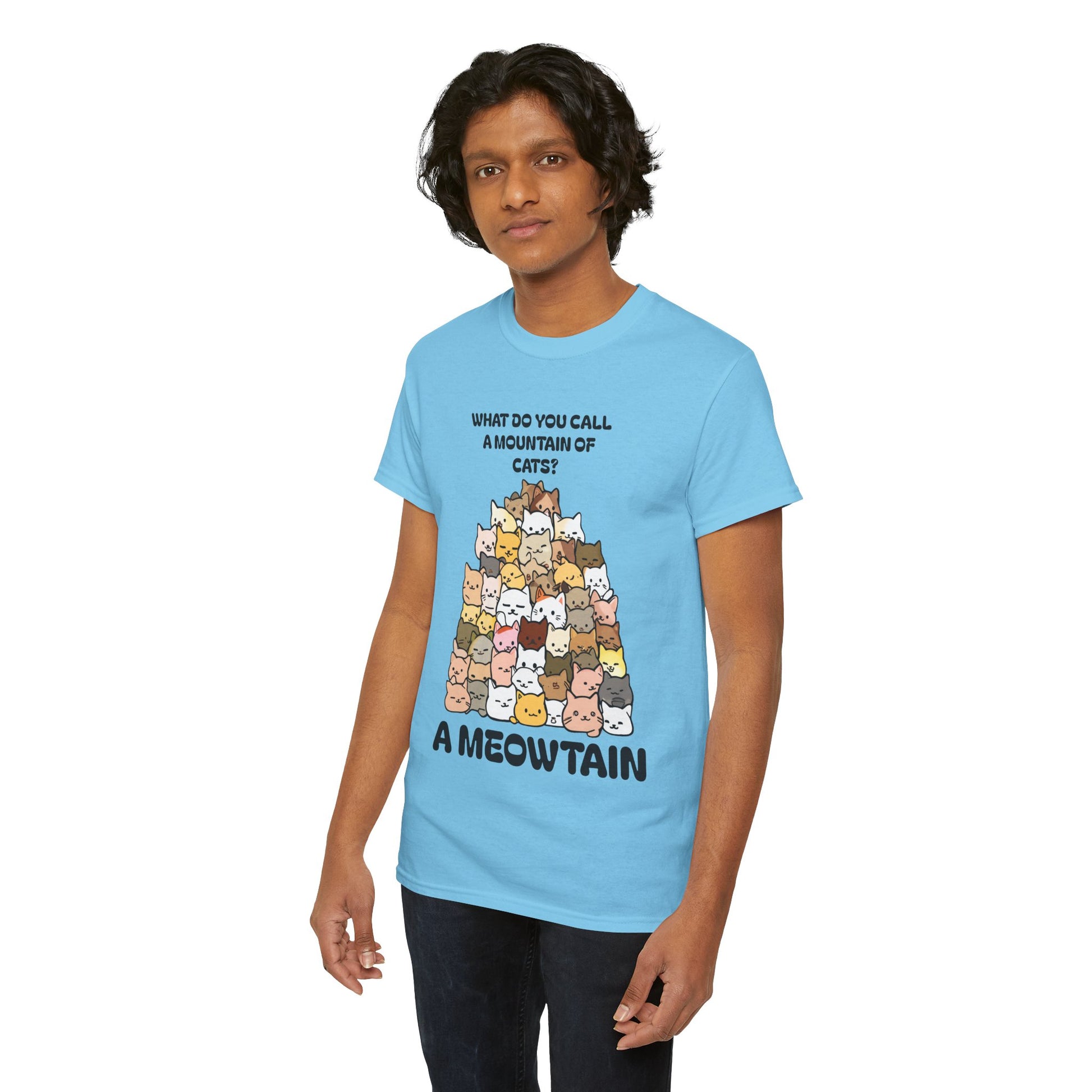 A Meowtain! Funny Cat Pile T-Shirt – Cute Kitty Graphic Tee