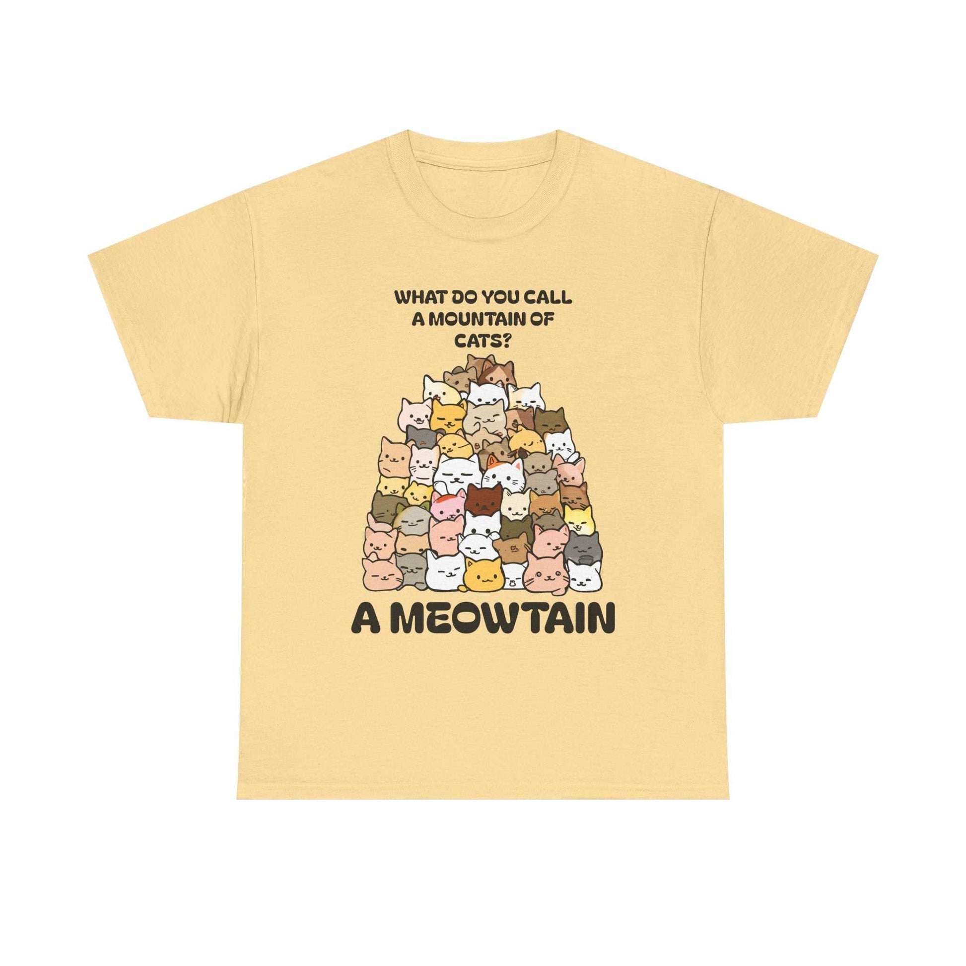 A Meowtain! Funny Cat Pile T-Shirt – Cute Kitty Graphic Tee