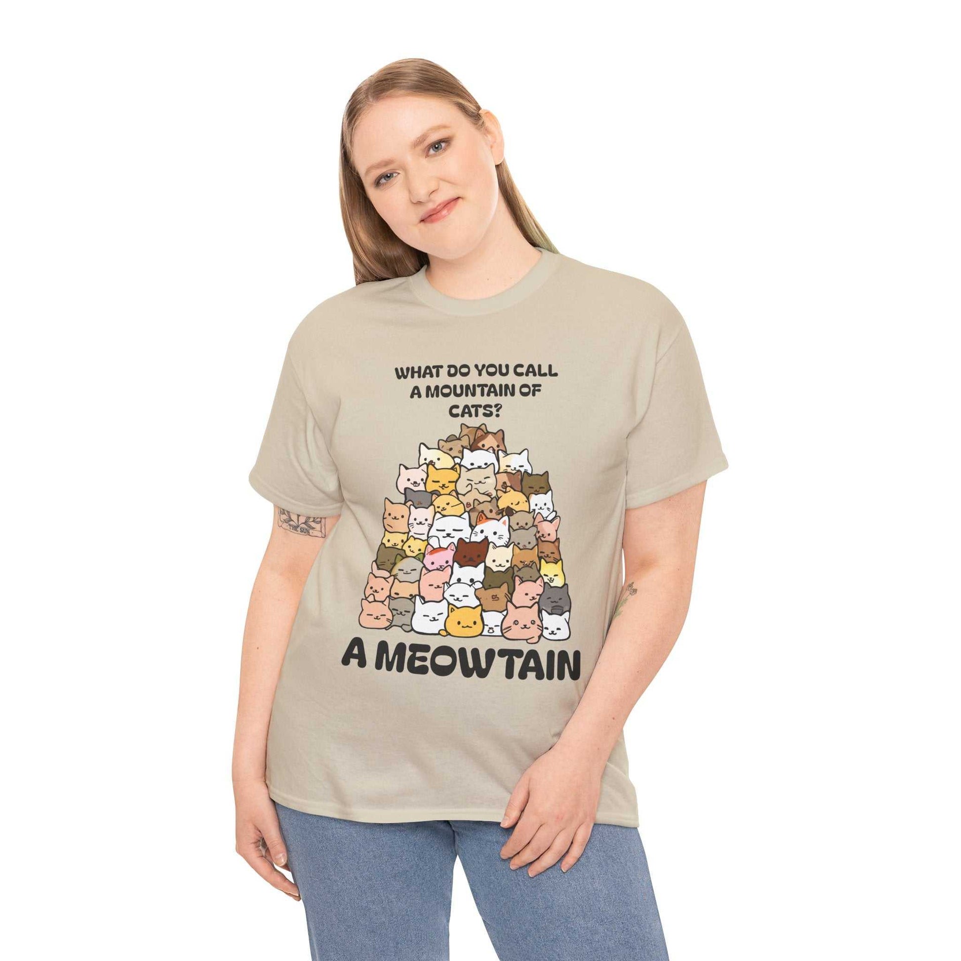A Meowtain! Funny Cat Pile T-Shirt – Cute Kitty Graphic Tee